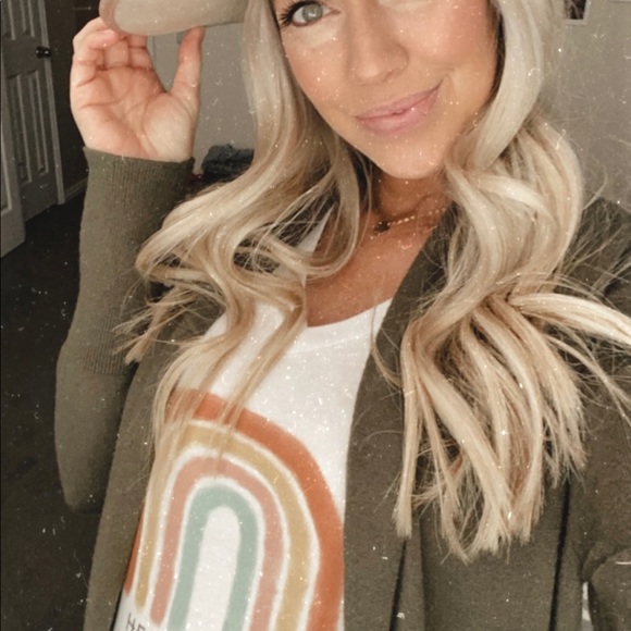 Meet your Posher, Mikell - Picture 6 of 6